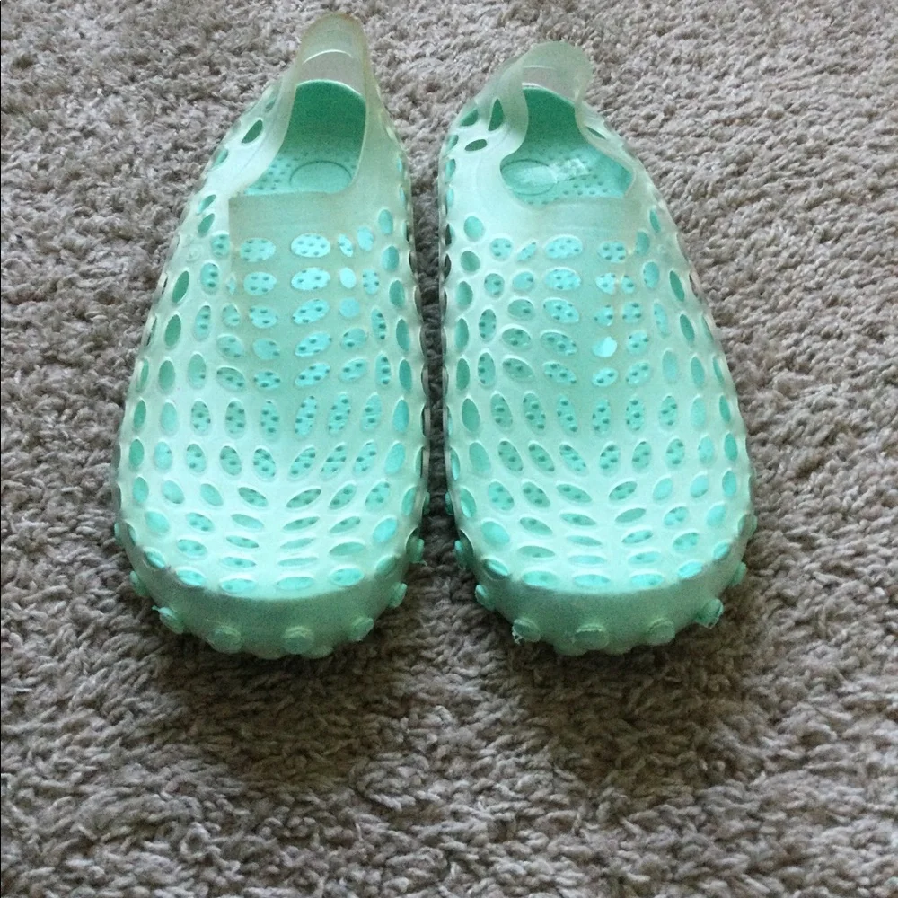 Women’s Lightweight Mint Green Slip-On Water Shoe